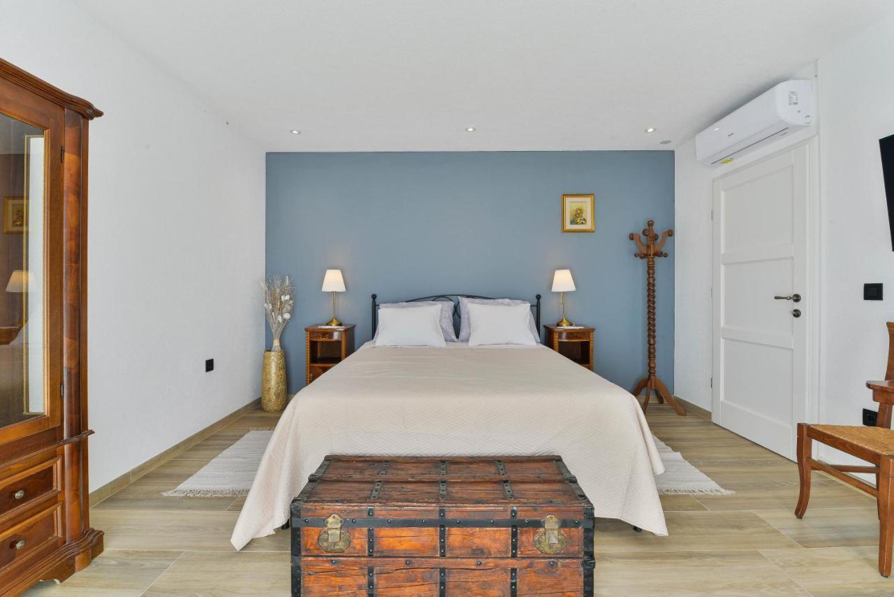Modern Rustic Villa Kate Benkovac Bagian luar foto