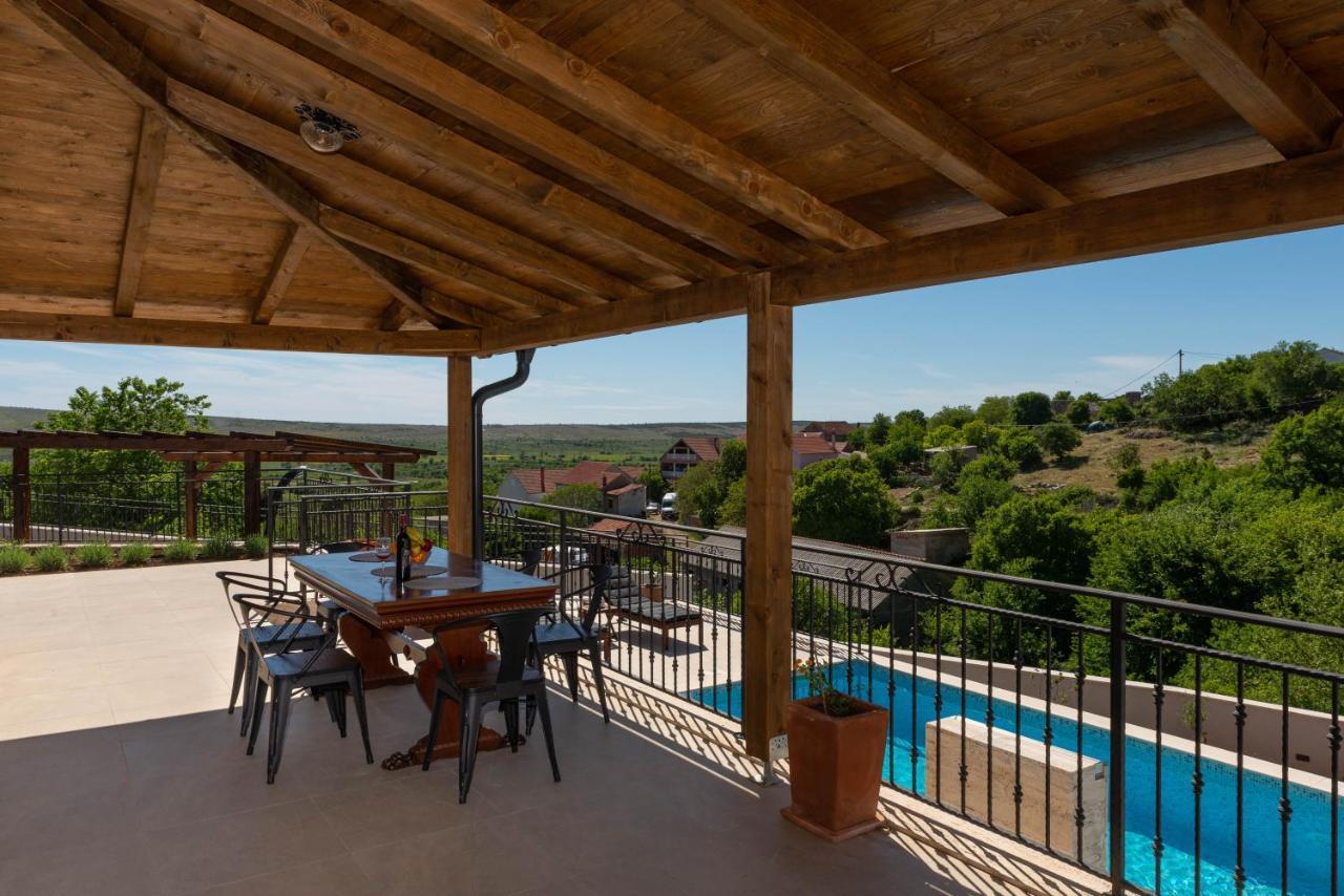 Modern Rustic Villa Kate Benkovac Bagian luar foto