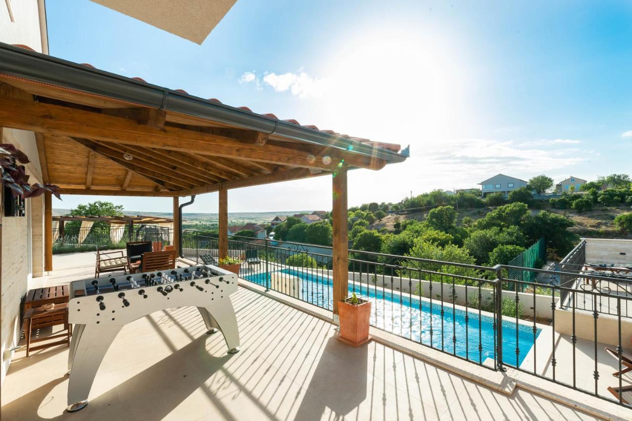 Modern Rustic Villa Kate Benkovac Bagian luar foto