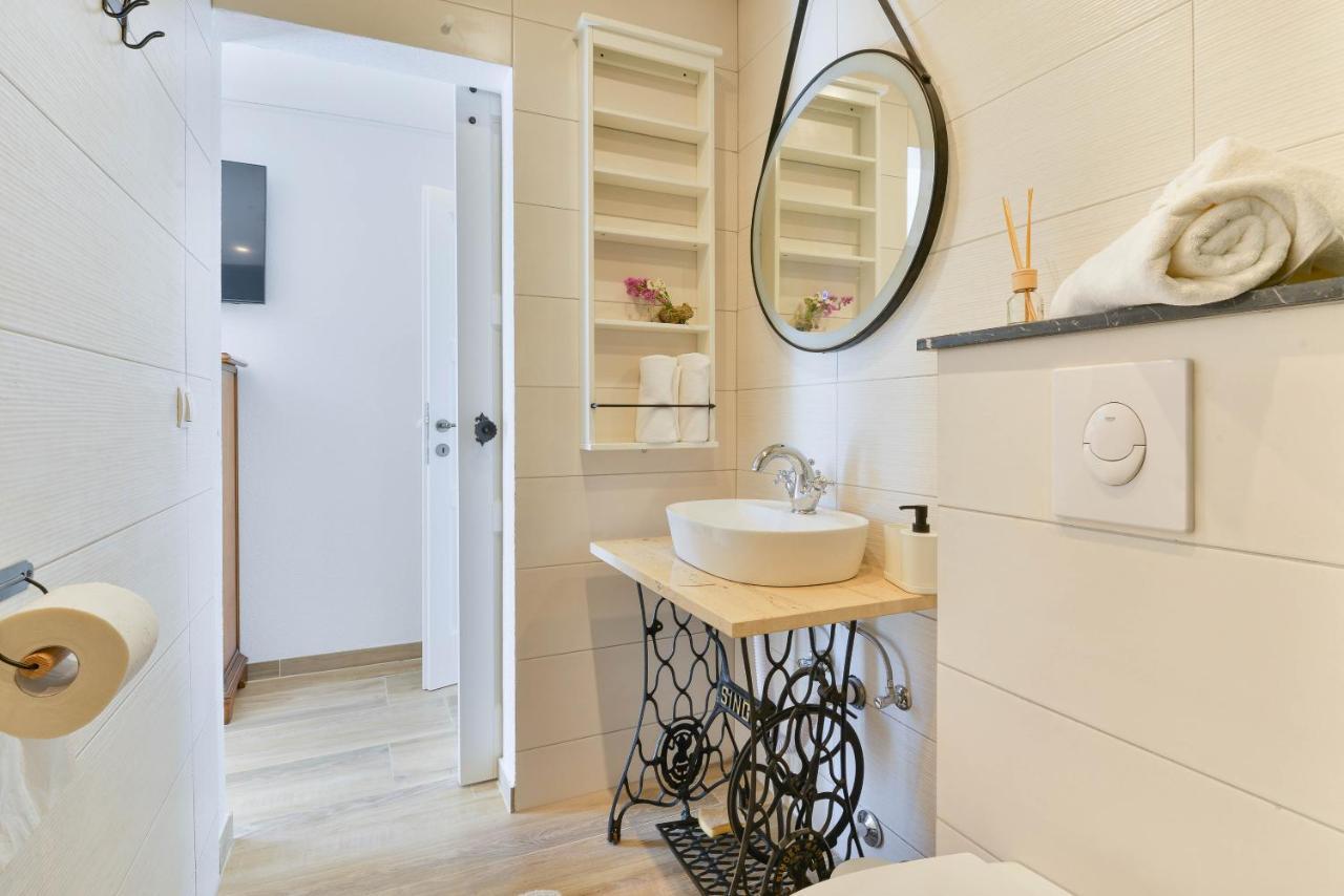 Modern Rustic Villa Kate Benkovac Bagian luar foto